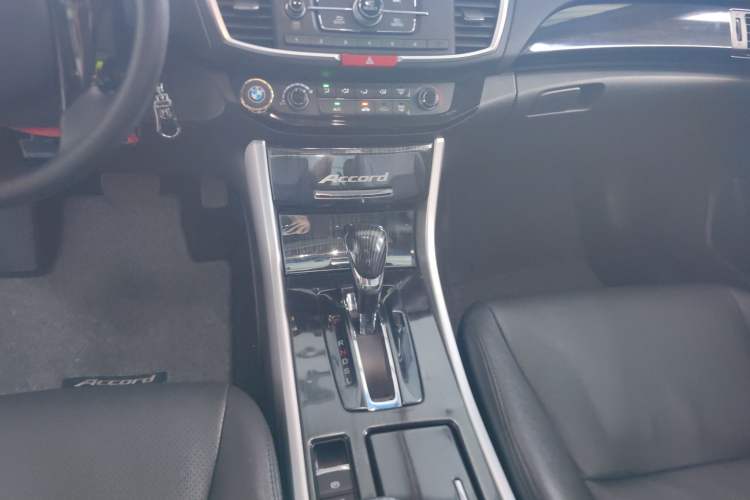 Used Honda Accord 2016 2.0L Comfort Edition
