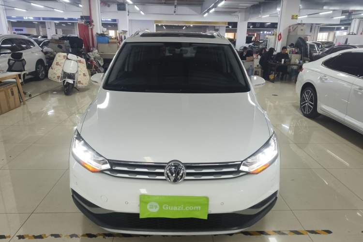 Used Volkswagen Touran 2021 Volkswagen Touran L 280TSI DSG Boundary Edition 7-Seater