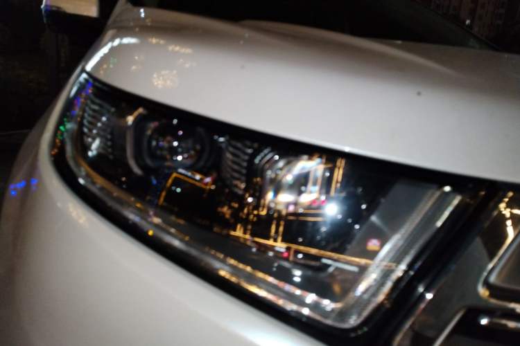 Used Ford Edge 2018 EcoBoost 245 Two-Wheel-Drive Titanium 7-Seater China V Standard
