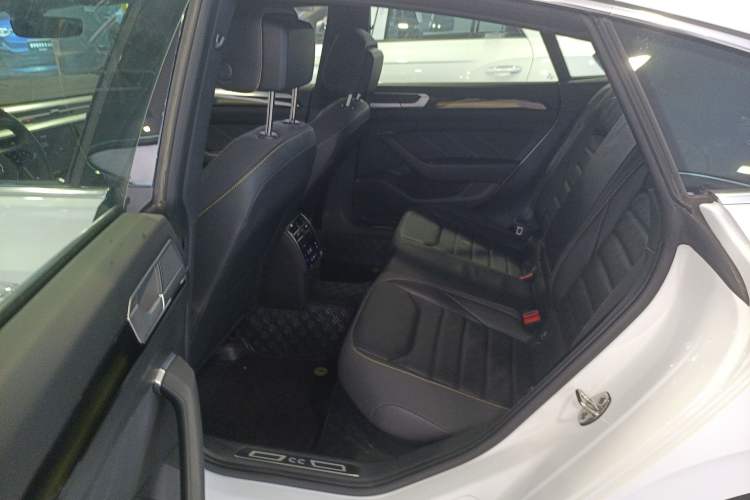 Used Volkswagen FAW-Volkswagen CC 2024 380TSI Striking Edition
