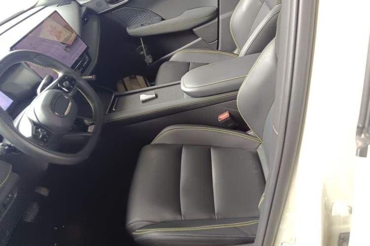 Used Lynk & Co 06 2025 Renew 1.5T Halo
