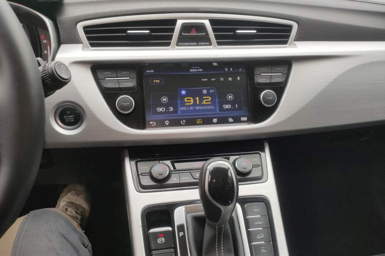 Used Geely Auto Emgrand X7 Sport 2016 1.8TD Automatic Smart Connectivity Version