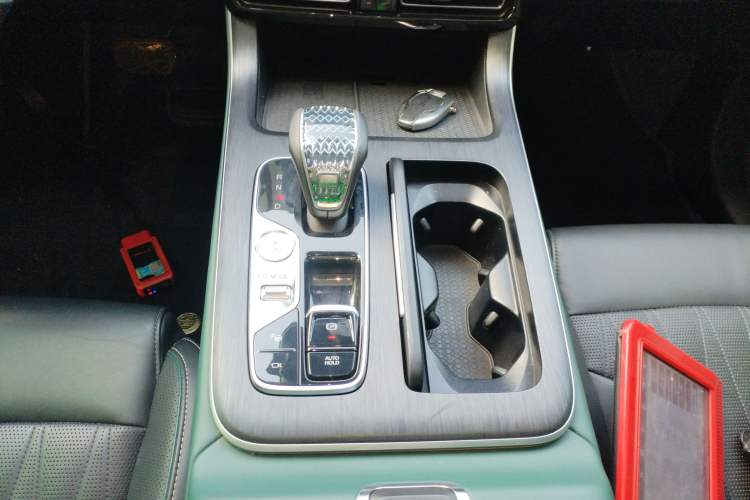 Used GAC Trumpchi GS8 2022 Flagship Series 2.0 TGDI Two-Wheel-Drive Prestige Edition (7 Seats)