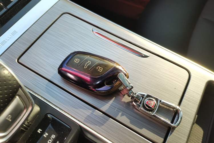 Used Roewe RX5 2020 PLUS 300TGI Automatic Ali National Style Luxury Edition