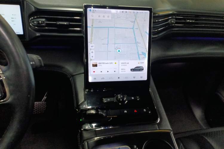 Used Nio ES8 2020 415 km Signature Edition 6-Seater Version
