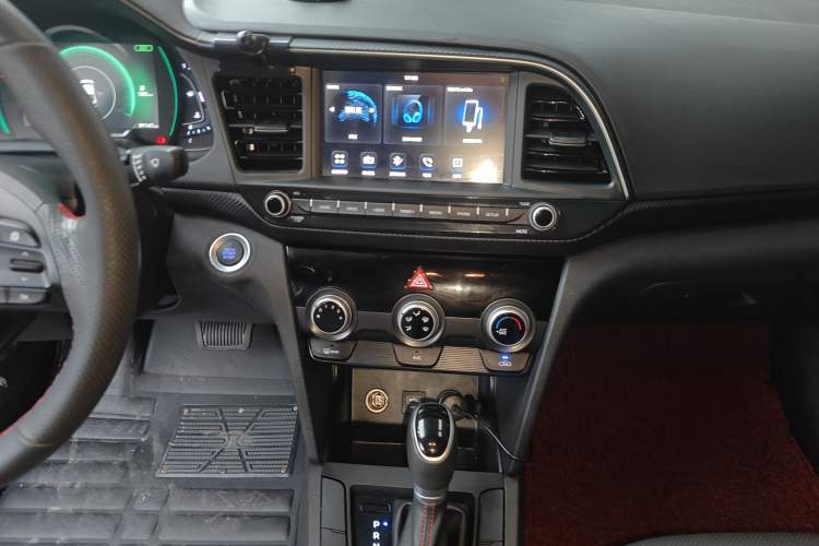 Used Hyundai Elantra 2020 1.4T Dual-Clutch Xuan Dong · Dynamic Version
