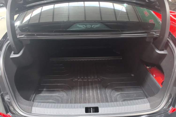 Used Volkswagen Passat 2020 330TSI Luxury Edition China VI