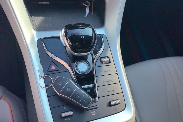 Used BYD Song Pro New Energy 2024 HONOR Edition DM-i 71KM Leading Model