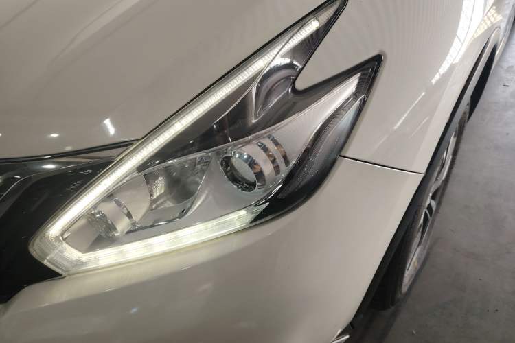 Used Nissan Murano 2021 2.5L XE Two-Wheel Drive Elite Edition
