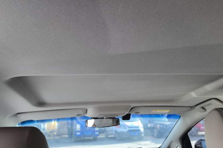 Used Buick GL8 2020 Land Cruiser Executive Class 652T Comfort Model
