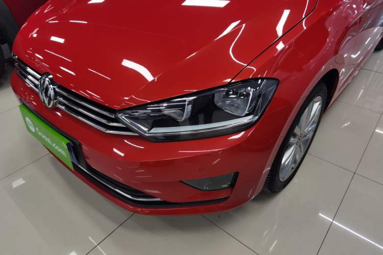 Used Volkswagen Golf Sportsvan 2016 230TSI Automatic Luxury Version
