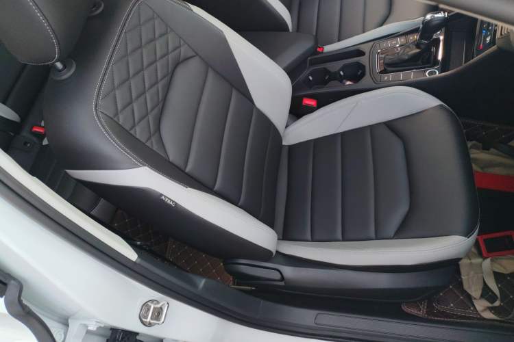 Used Volkswagen Bora 2024 300TSI DSG Prestige Edition
