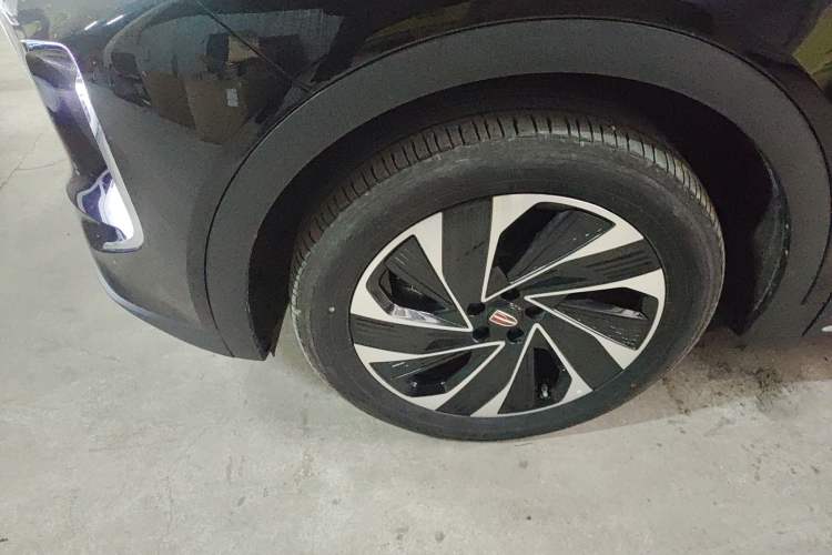 Used Hongqi HS7 PHEV 2024 2.0T PHEV Four-Wheel Drive Flagship Edition 6 Seats
