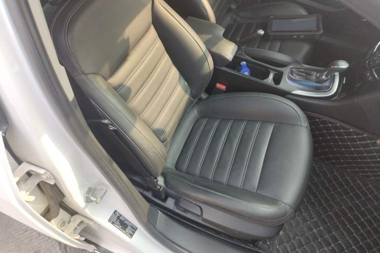 Used Buick Regal 2014 1.6T Fashionable Tech Edition
