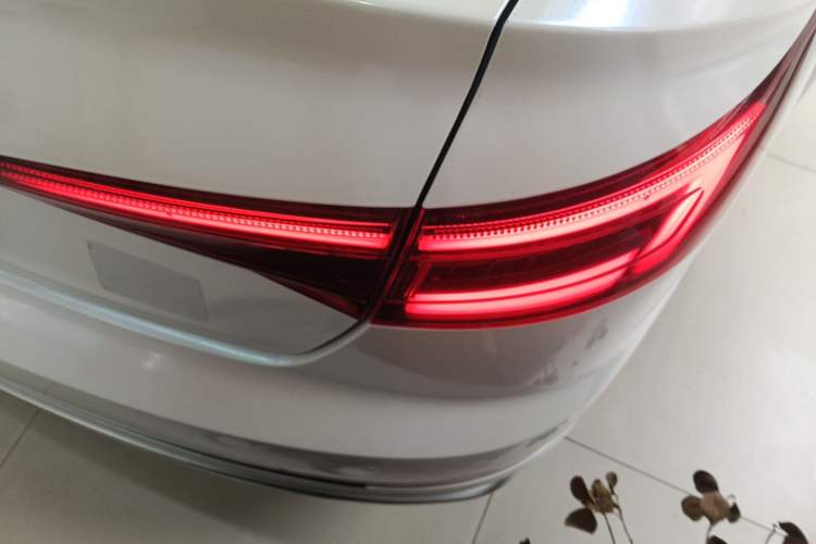 Used Audi A4L 2019 40 TFSI Fashion Version China V
