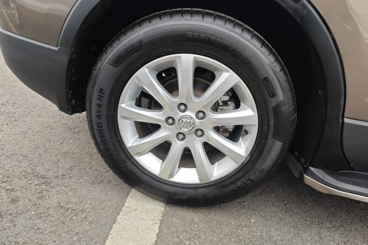 Used Buick Envision 2018 20T Two-Wheel-Drive Elite Model
