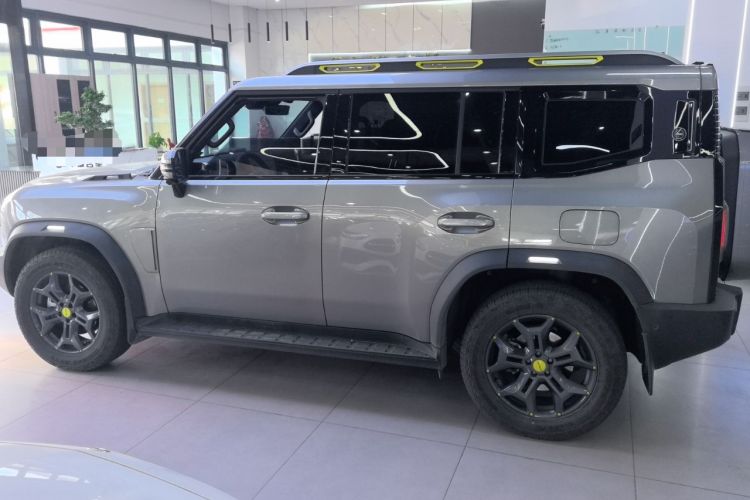 Used JETOUR Traveler 2023 2.0T All-Wheel Drive CrossPRO+
