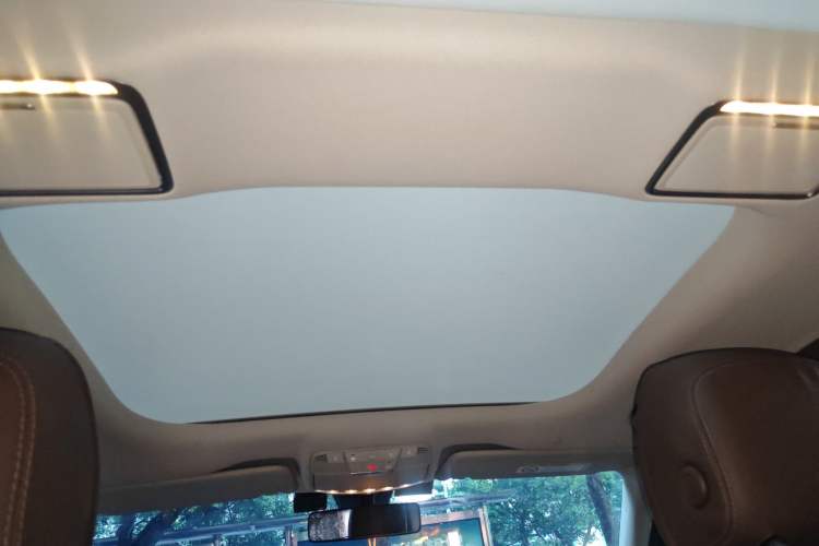 Used Mercedes-Benz E-Class 2023 Updated E 300 L Fashion Edition
