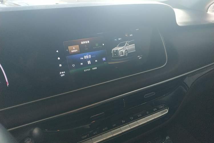 Used GAC Trumpchi M6 2023 PRO 270T DCT Luxury Edition