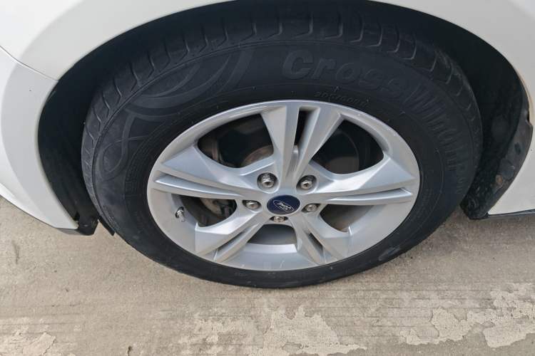 Used Ford Focus 2018 Sedan Classic 1.6L Automatic Comfort Plus Smart Drive Version
