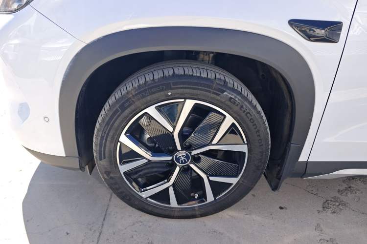 Used BYD Song L DM-i 2025 Intelligent Driving Version 160 km Beyond-Range Type