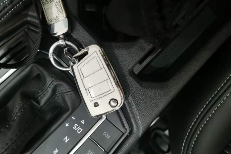 Used Volkswagen Lavida 2024 300TSI DSG Full-Comfort Edition