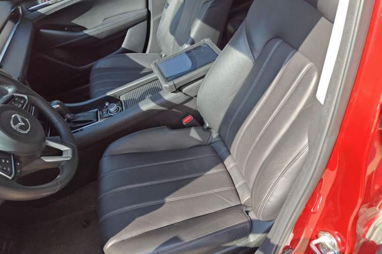 Used Mazda Atenza 2020 2.0L Blue Sky Luxury Edition
