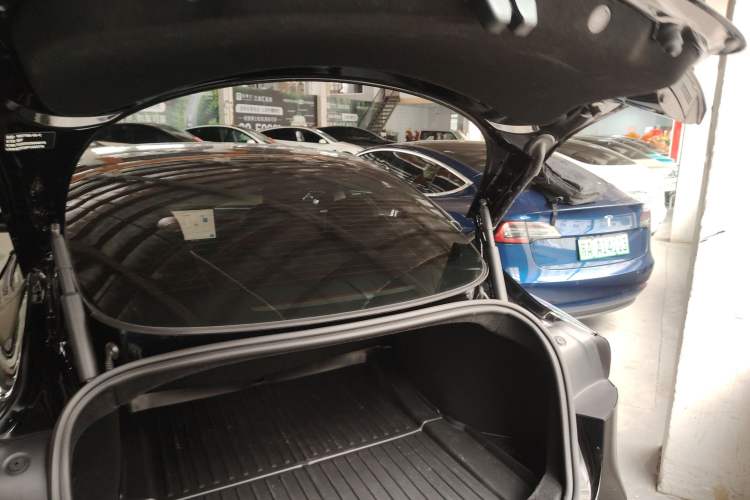 Used Tesla Model 3 2023 Rear-Wheel-Drive Version