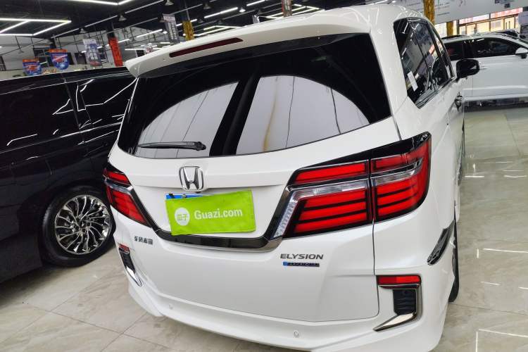 Used Honda Elysion 2019 2.0L Hybrid Luxury Edition
