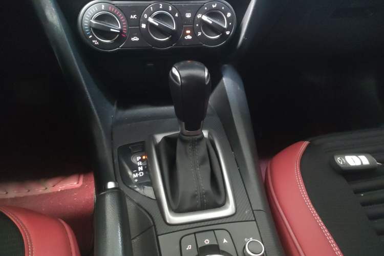 Used Mazda Mazda 3 Axela 2017 Sedan 1.5L Automatic Comfort Model Emission Standard China V
