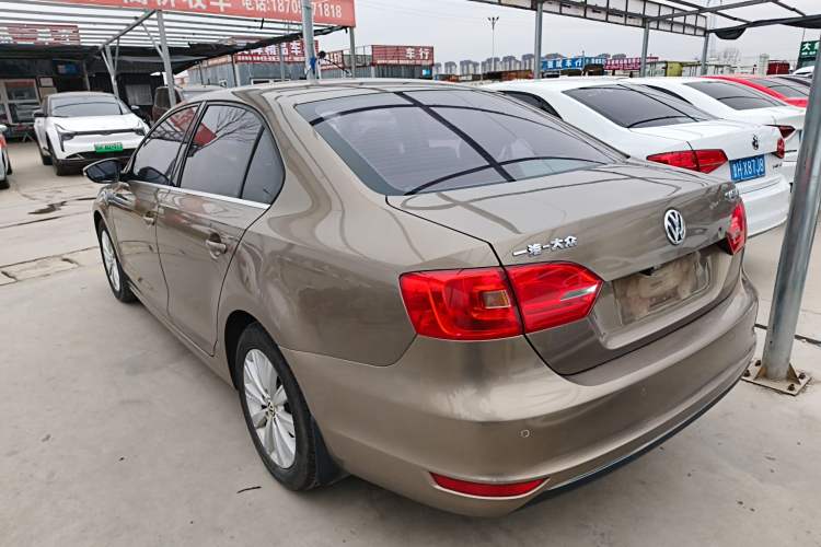 Used Volkswagen Sagitar 2014 Revised Version 1.6L Automatic Comfort Edition
