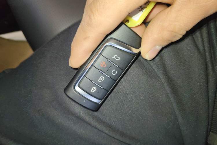 Used GAC Trumpchi M6 2023 PRO 270T DCT Luxury Edition
