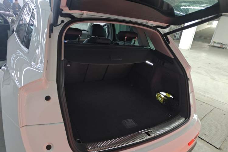 Used Audi Q5L 2022 40T Luxury Elegant Model