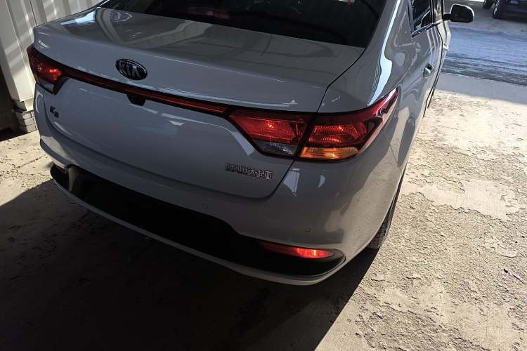 Used Kia K2 2017 Sedan 1.4L Automatic Transmission 15th Anniversary Special Edition GLS
