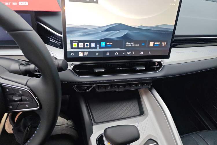 Used Geely Auto Preface 2025 Dongfang Yao 1.5TD Fuyao Edition
