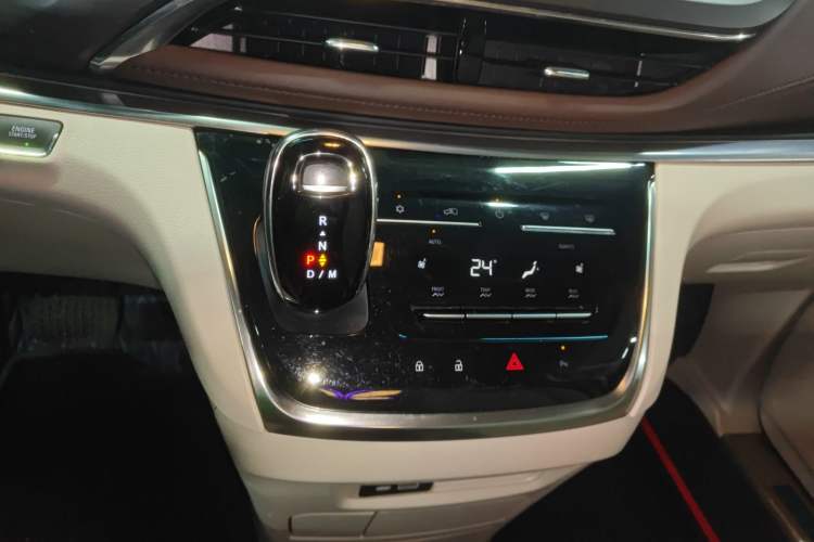 Used Buick GL8 2021 Land Cruiser Executive Class 652T Comfort Model