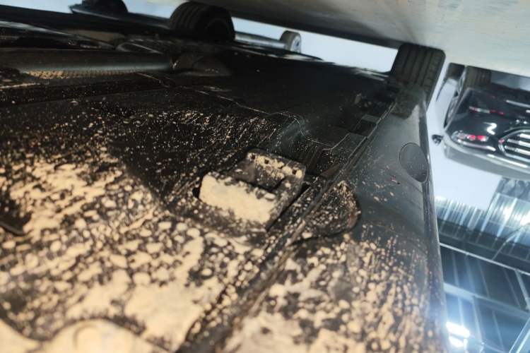 Used Mercedes-Benz E-Class 2025 Facelift E 300 L Luxury Edition
