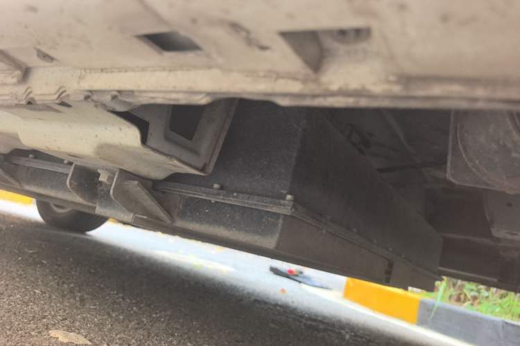 Used Dongfeng Junfeng E17 2018 Standard Model