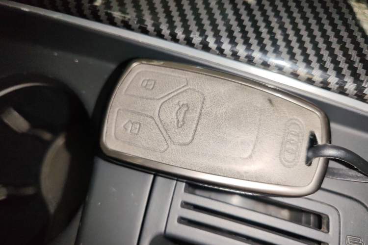 Used Audi A4L 2022 40 TFSI Fashion Dynamic Model