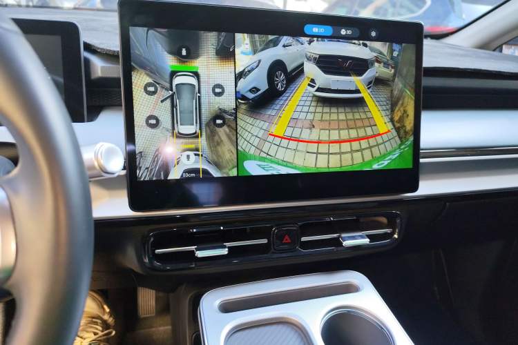 Used AION Y 2023 Younger Star Edition