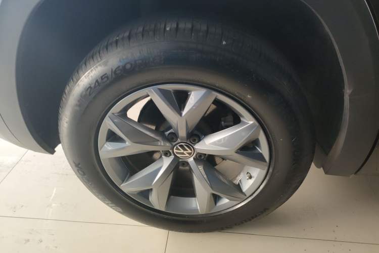 Used Volkswagen Teramont X 2022 330TSI Two-Wheel-Drive Luxury Edition
