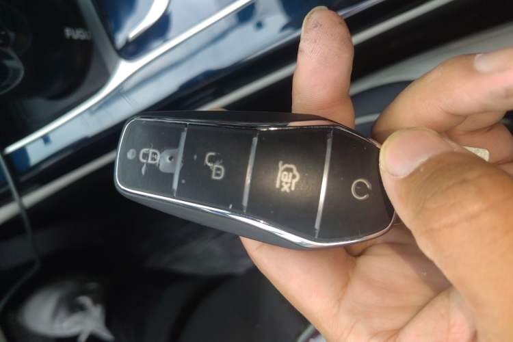 Used BYD Qin PLUS 2021 EV 500KM Luxury Model
