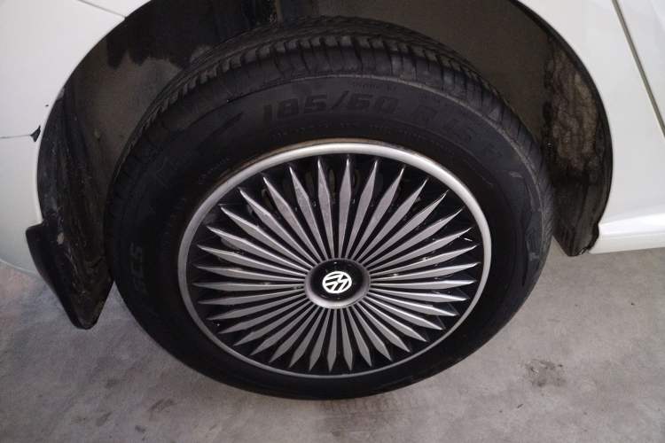 Used Volkswagen Polo 2016 1.6L Automatic Comfort Model