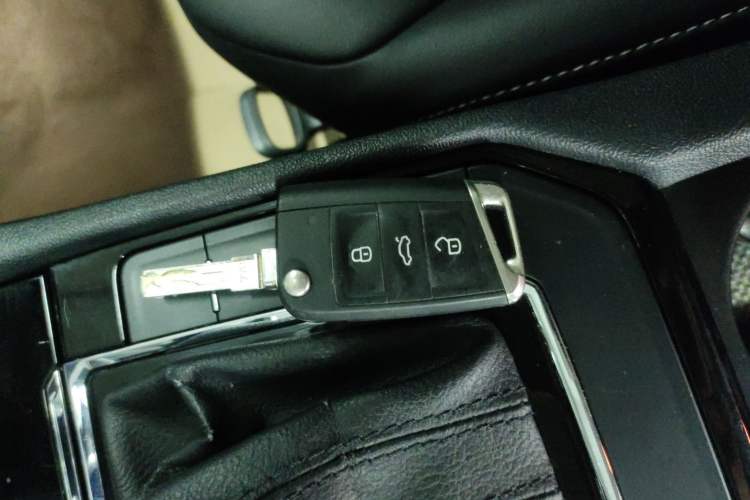 Used Volkswagen Lamando 2019 280TSI DSG Comfort Edition China VI standard
