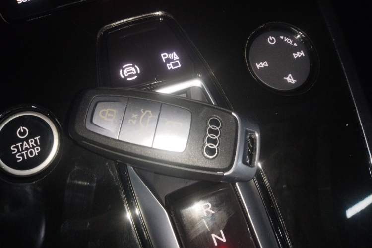 Used Audi Q4 e-tron 2022 40 e-tron First Edition