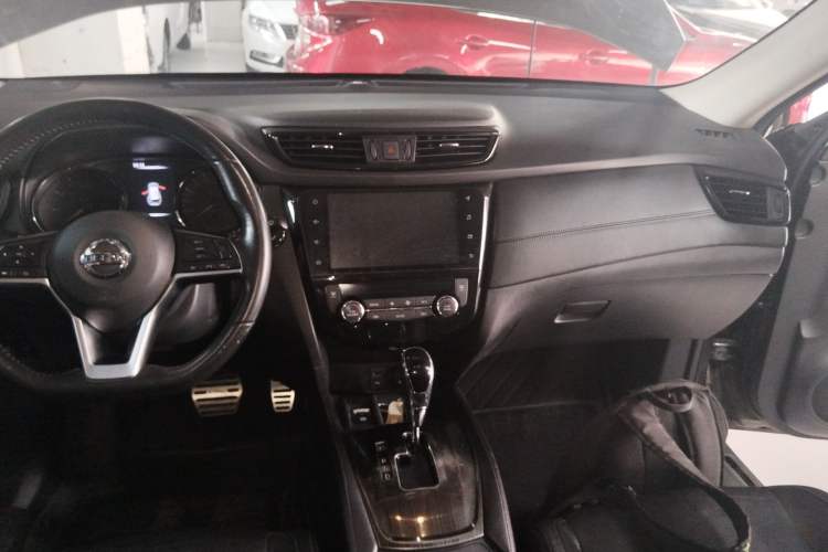 Used Nissan X-Trail 2019 2.0L CVT Smart Connect Comfort Edition 2WD