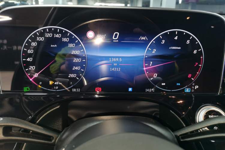 Used Mercedes-Benz E-Class 2025 Facelift E 300 L Premium Edition
