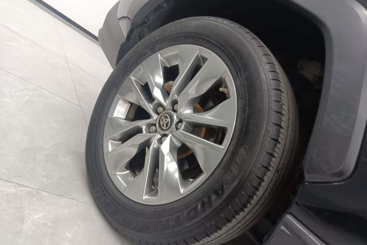 Used Toyota Wildlander 2020 2.0L CVT Two-Wheel Drive Luxury Edition