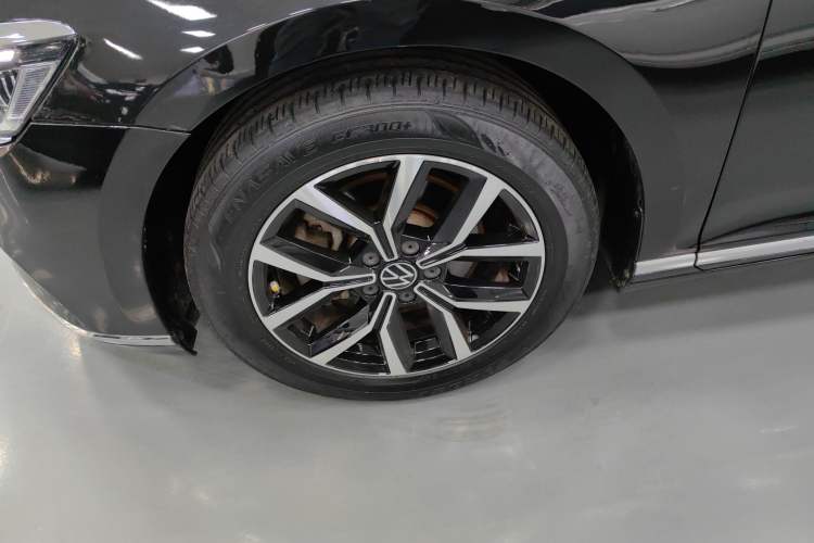 Used Volkswagen Magotan 2020 330TSI DSG Leading Model
