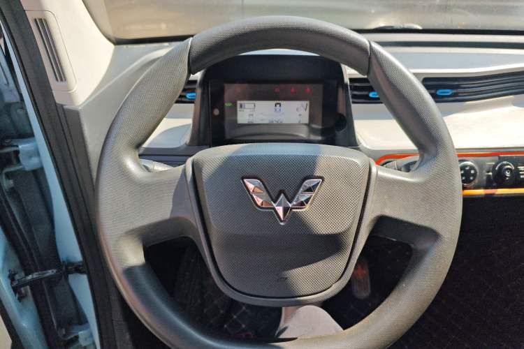 Used Wuling Hongguang MINIEV 2022 Macaron Fashion Model Lithium Iron Phosphate
